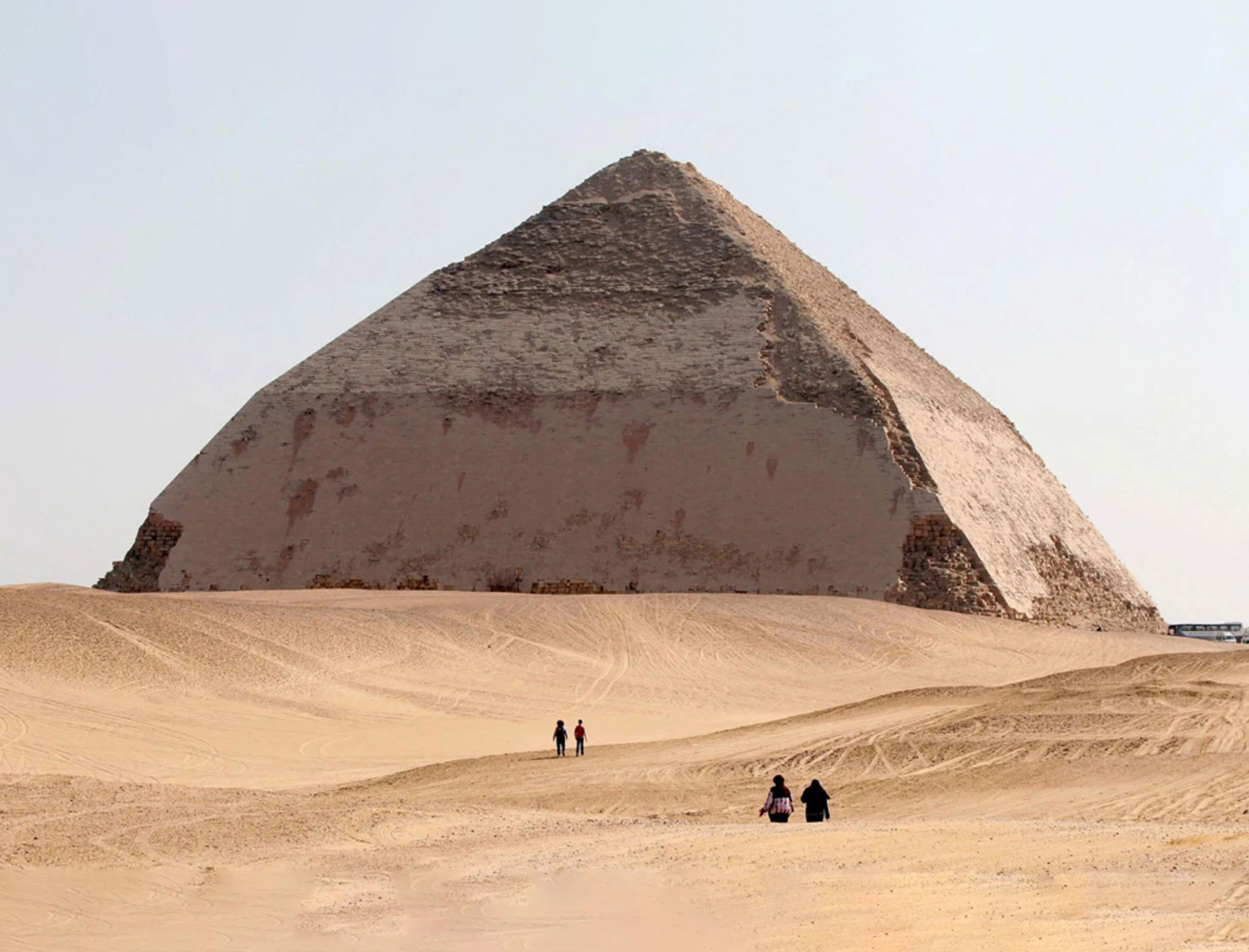 Practice Pyramids, Egypt. Tombs for Solitary Individuals.